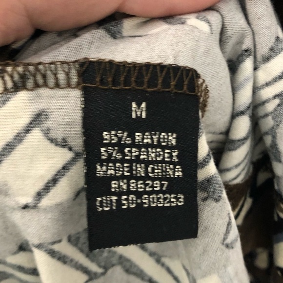 Bcbg Print Blouson Dress - Picture 8 of 8